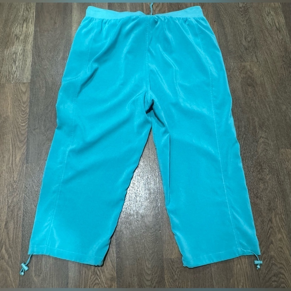 Blair Womens Seafoam Green Track Vest and Capris Set Size Large - Picture 8 of 11